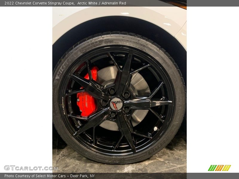 Arctic White / Adrenalin Red 2022 Chevrolet Corvette Stingray Coupe