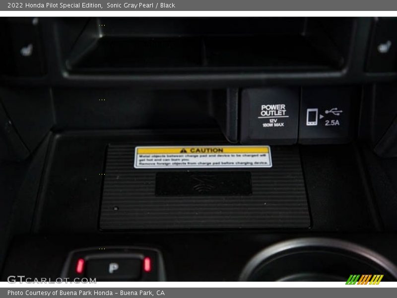 Sonic Gray Pearl / Black 2022 Honda Pilot Special Edition