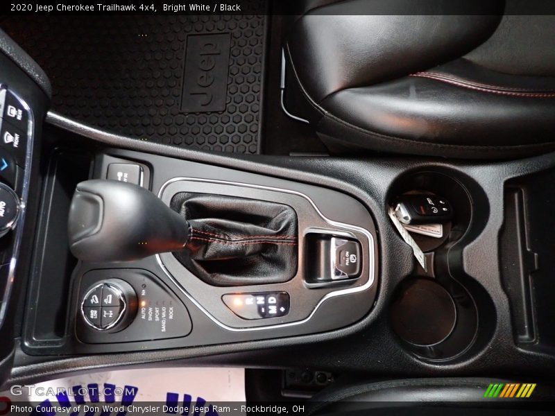 Bright White / Black 2020 Jeep Cherokee Trailhawk 4x4