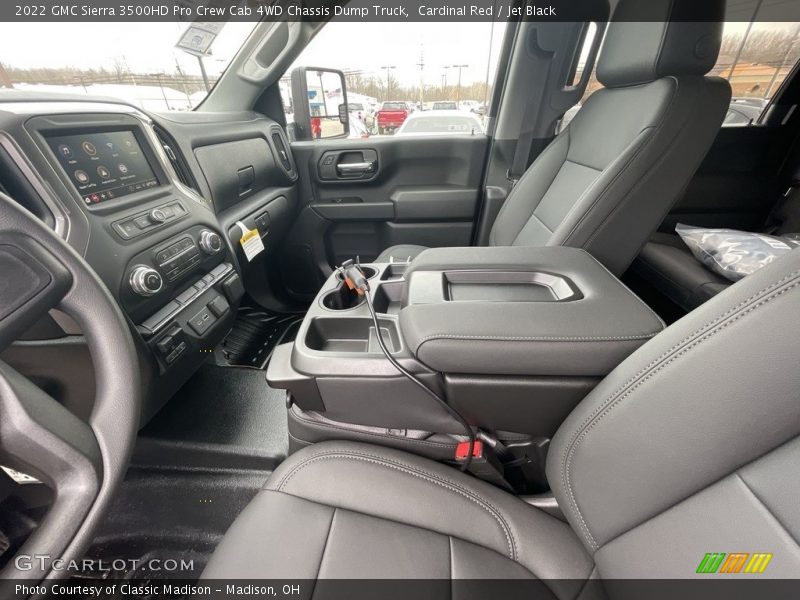 Front Seat of 2022 Sierra 3500HD Pro Crew Cab 4WD Chassis Dump Truck