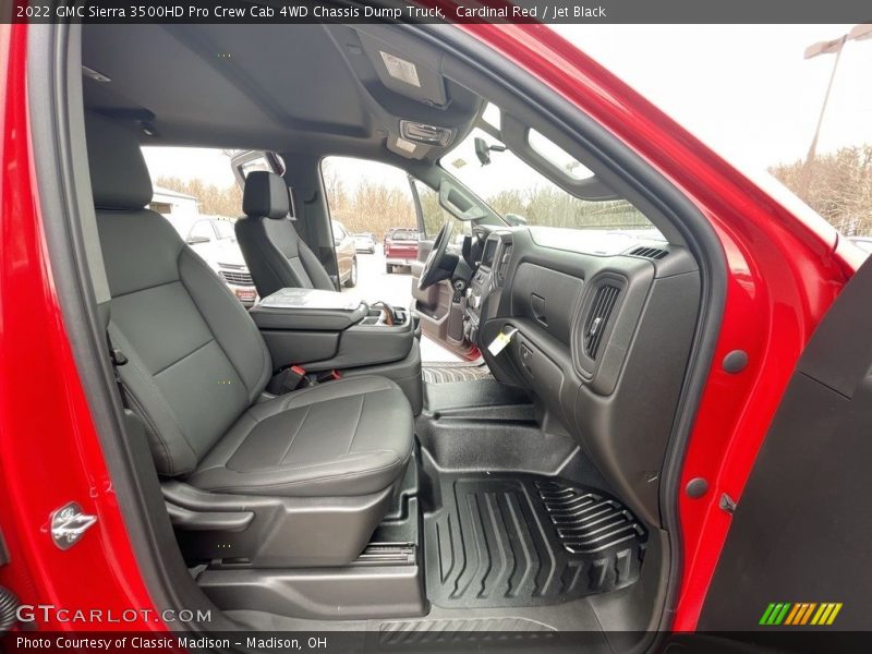 Front Seat of 2022 Sierra 3500HD Pro Crew Cab 4WD Chassis Dump Truck