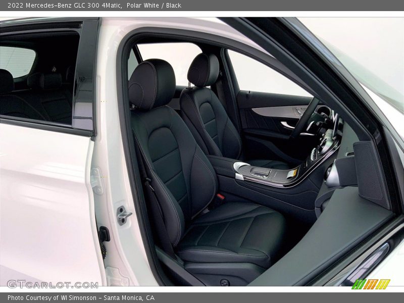 Polar White / Black 2022 Mercedes-Benz GLC 300 4Matic