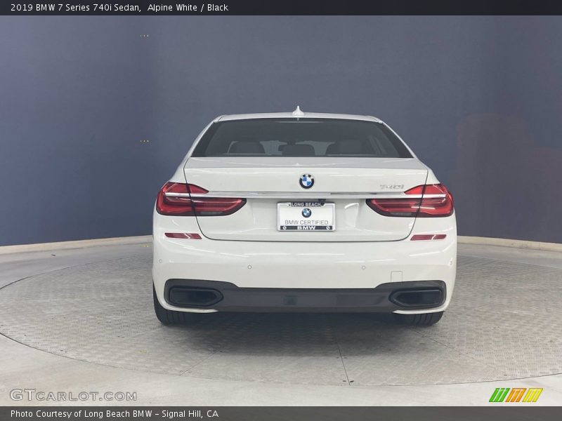 Alpine White / Black 2019 BMW 7 Series 740i Sedan