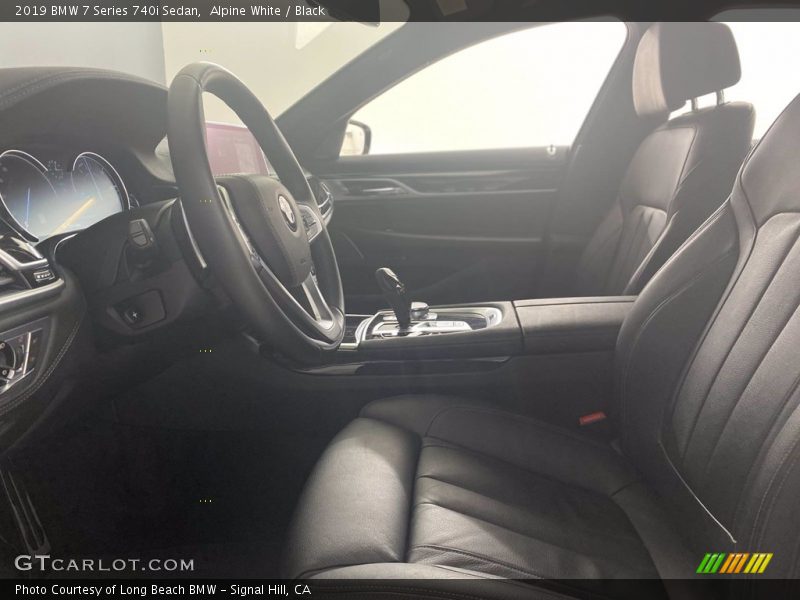 Alpine White / Black 2019 BMW 7 Series 740i Sedan