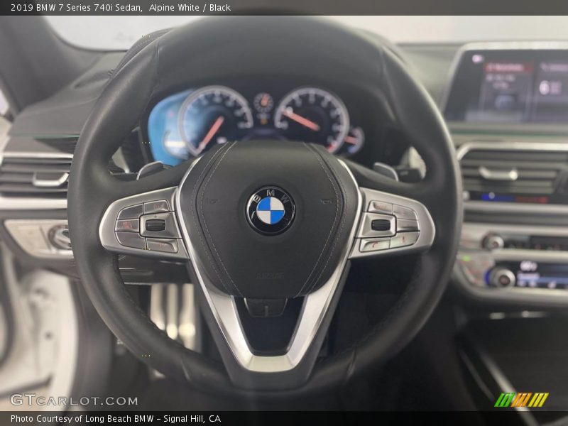Alpine White / Black 2019 BMW 7 Series 740i Sedan