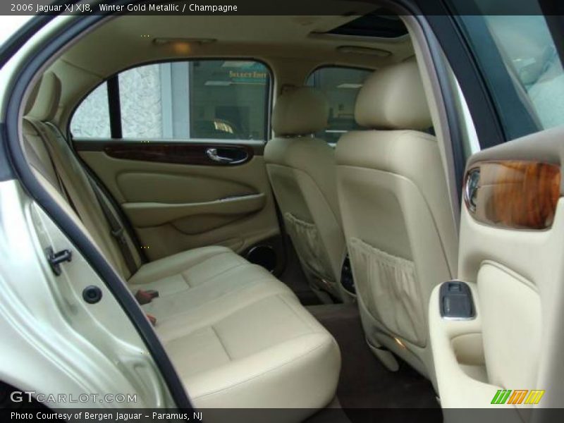 Winter Gold Metallic / Champagne 2006 Jaguar XJ XJ8