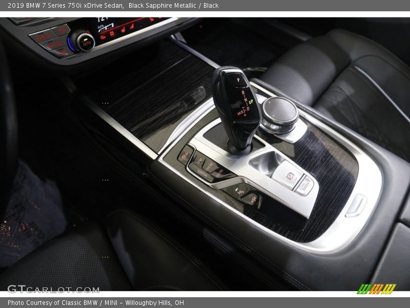 Black Sapphire Metallic / Black 2019 BMW 7 Series 750i xDrive Sedan