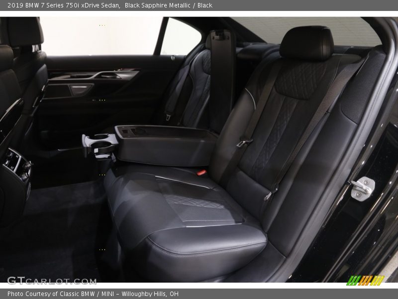 Black Sapphire Metallic / Black 2019 BMW 7 Series 750i xDrive Sedan