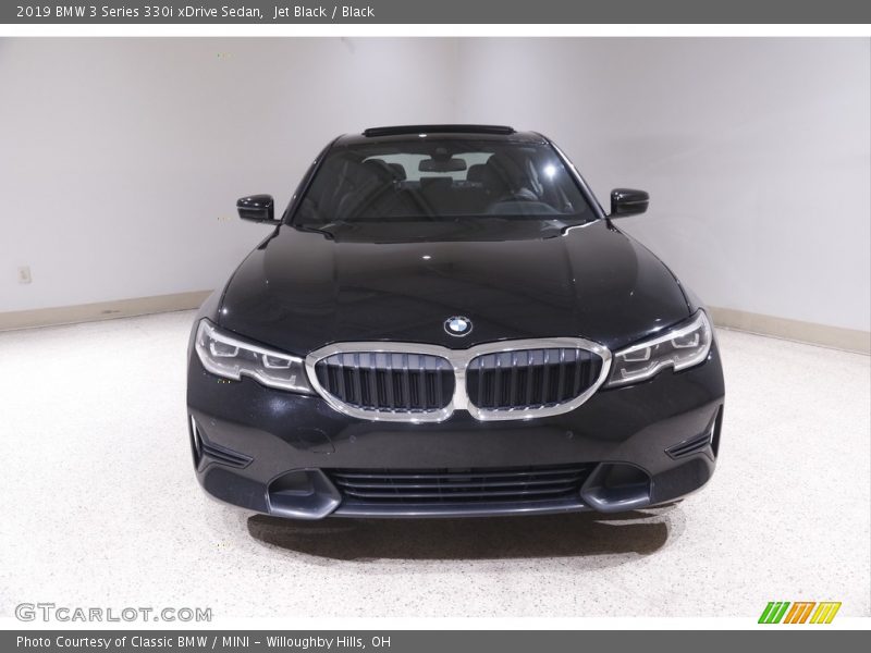 Jet Black / Black 2019 BMW 3 Series 330i xDrive Sedan