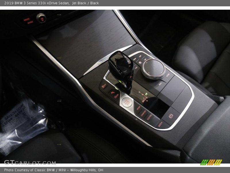 Jet Black / Black 2019 BMW 3 Series 330i xDrive Sedan