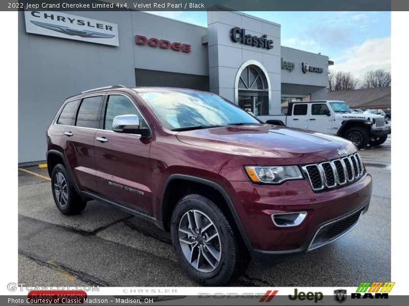 Velvet Red Pearl / Black 2022 Jeep Grand Cherokee Limited 4x4