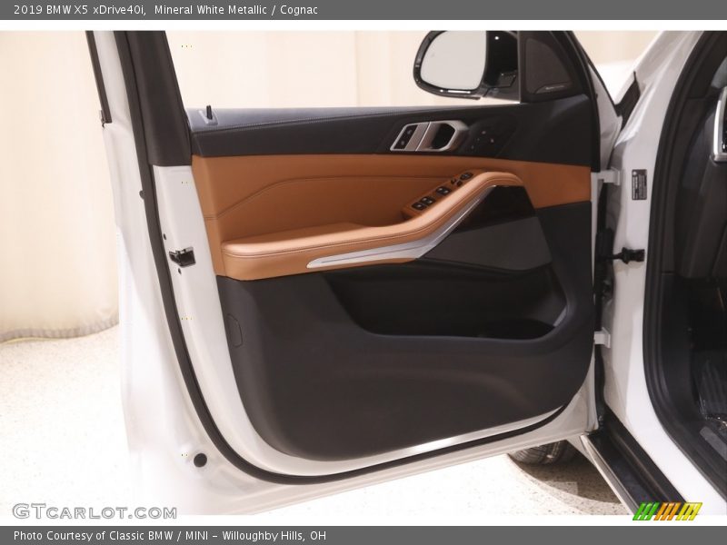 Mineral White Metallic / Cognac 2019 BMW X5 xDrive40i