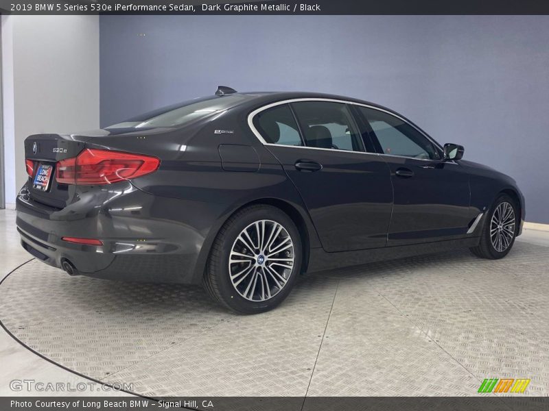 Dark Graphite Metallic / Black 2019 BMW 5 Series 530e iPerformance Sedan