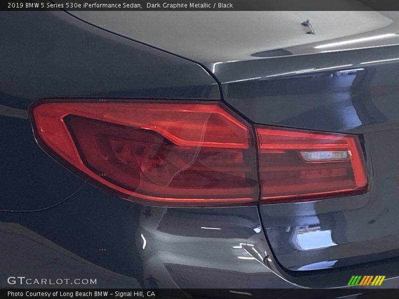 Dark Graphite Metallic / Black 2019 BMW 5 Series 530e iPerformance Sedan