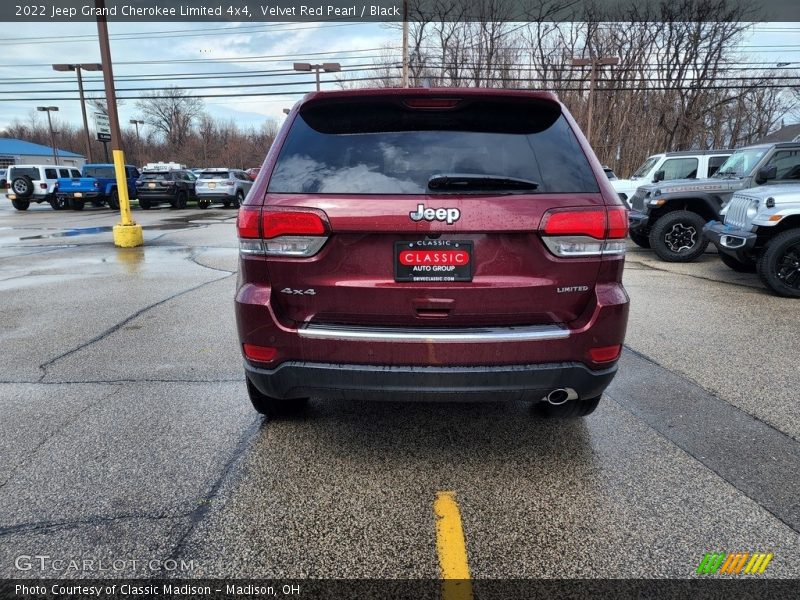 Velvet Red Pearl / Black 2022 Jeep Grand Cherokee Limited 4x4