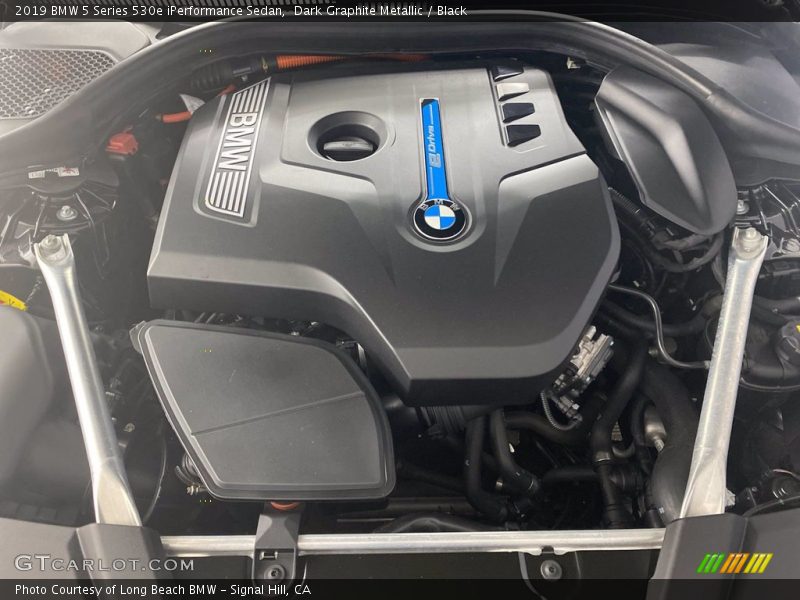 Dark Graphite Metallic / Black 2019 BMW 5 Series 530e iPerformance Sedan