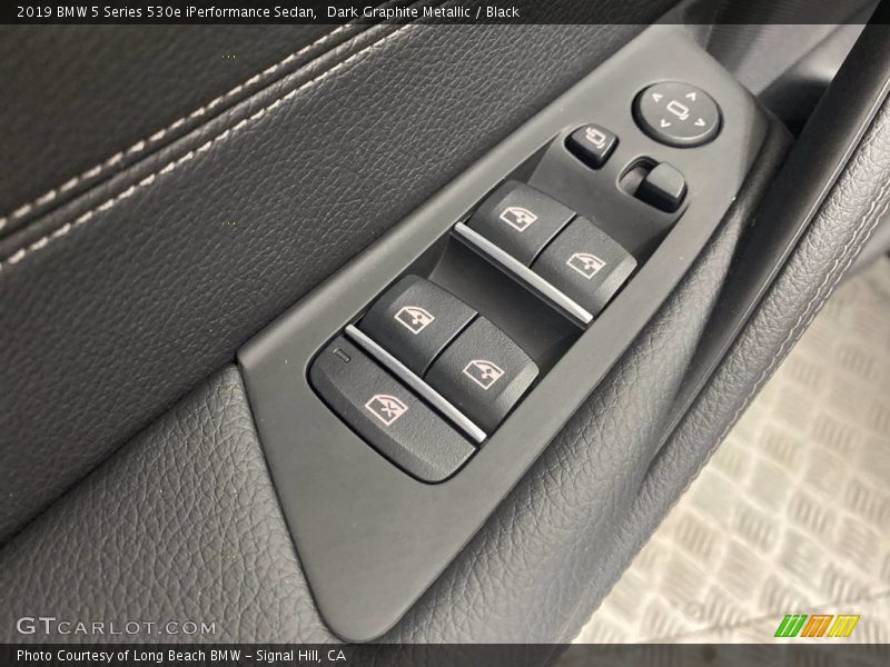 Dark Graphite Metallic / Black 2019 BMW 5 Series 530e iPerformance Sedan