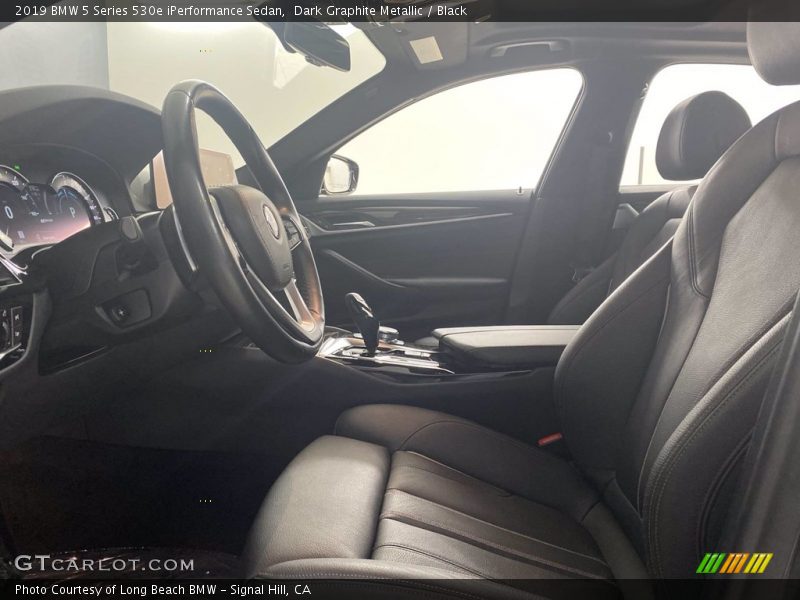 Dark Graphite Metallic / Black 2019 BMW 5 Series 530e iPerformance Sedan
