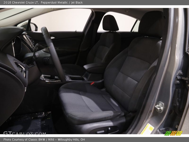 Pepperdust Metallic / Jet Black 2018 Chevrolet Cruze LT
