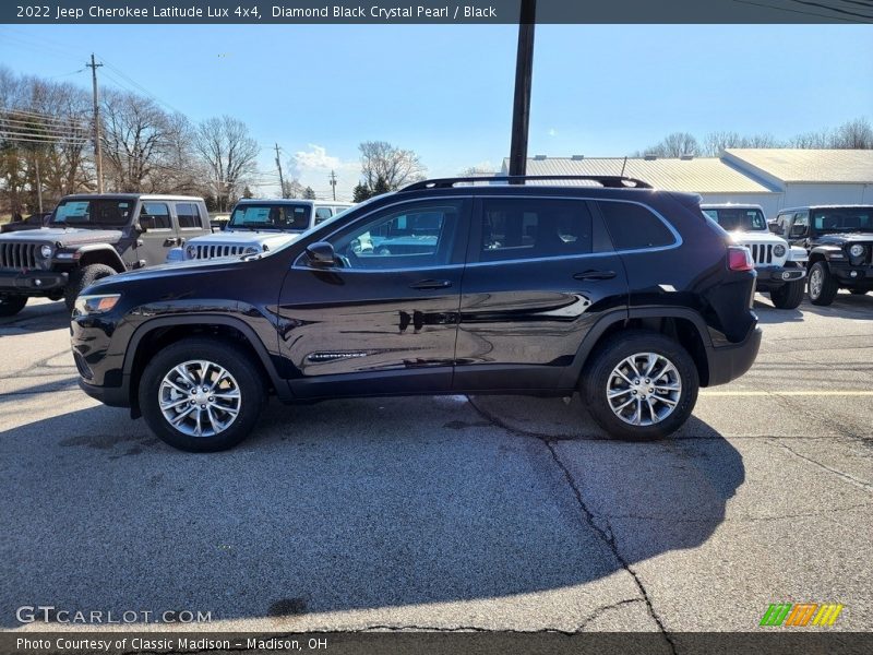 Diamond Black Crystal Pearl / Black 2022 Jeep Cherokee Latitude Lux 4x4