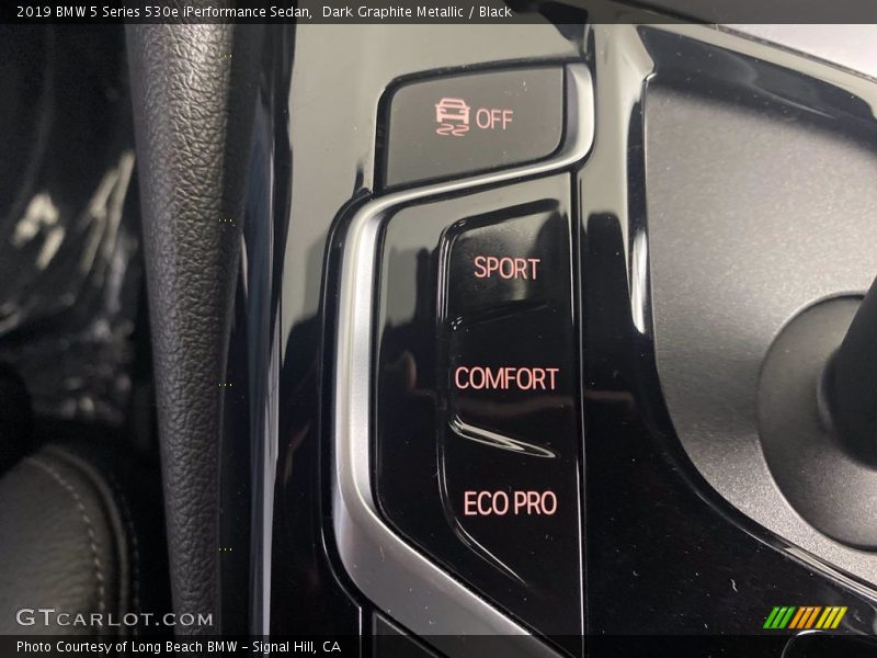 Dark Graphite Metallic / Black 2019 BMW 5 Series 530e iPerformance Sedan