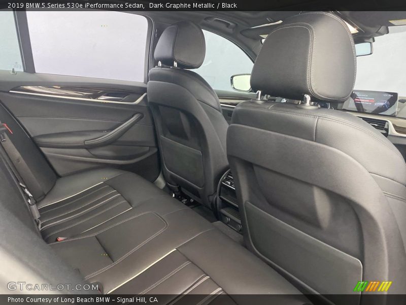 Dark Graphite Metallic / Black 2019 BMW 5 Series 530e iPerformance Sedan