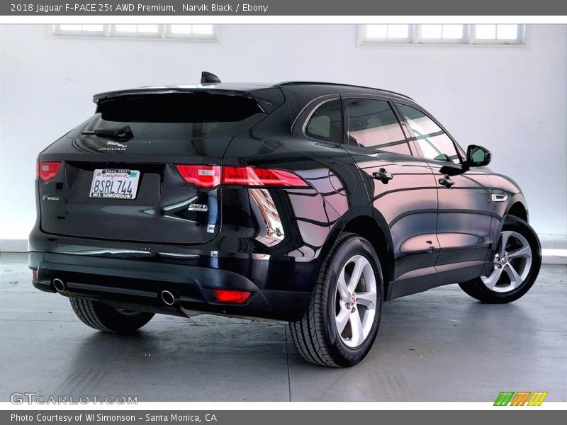 Narvik Black / Ebony 2018 Jaguar F-PACE 25t AWD Premium