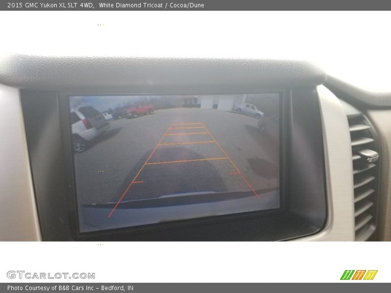 White Diamond Tricoat / Cocoa/Dune 2015 GMC Yukon XL SLT 4WD