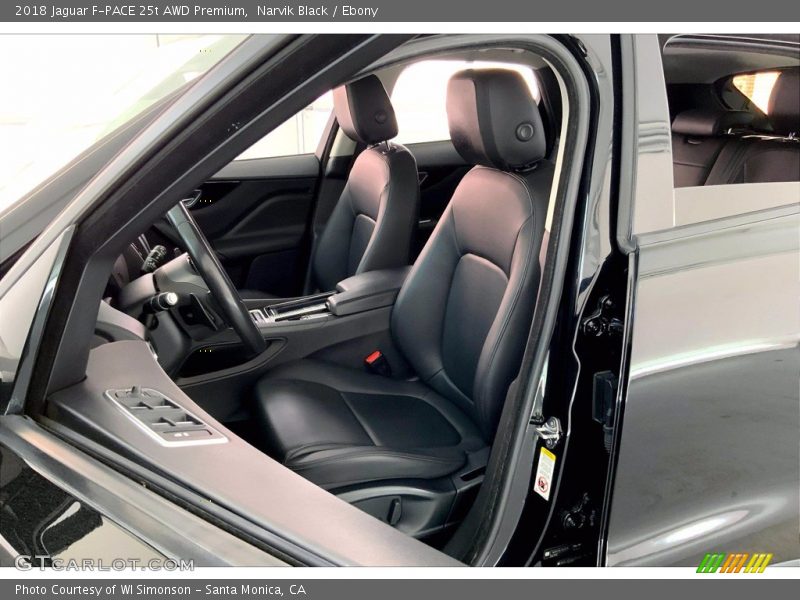 Narvik Black / Ebony 2018 Jaguar F-PACE 25t AWD Premium
