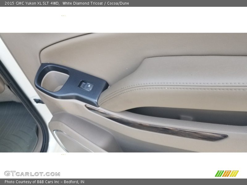 White Diamond Tricoat / Cocoa/Dune 2015 GMC Yukon XL SLT 4WD