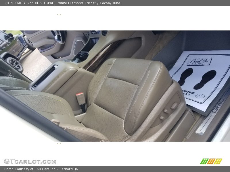 White Diamond Tricoat / Cocoa/Dune 2015 GMC Yukon XL SLT 4WD