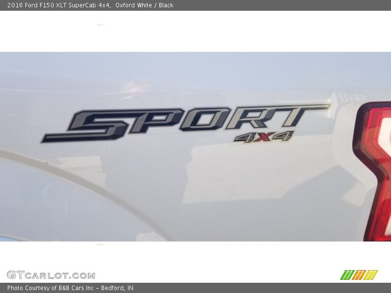 Oxford White / Black 2016 Ford F150 XLT SuperCab 4x4