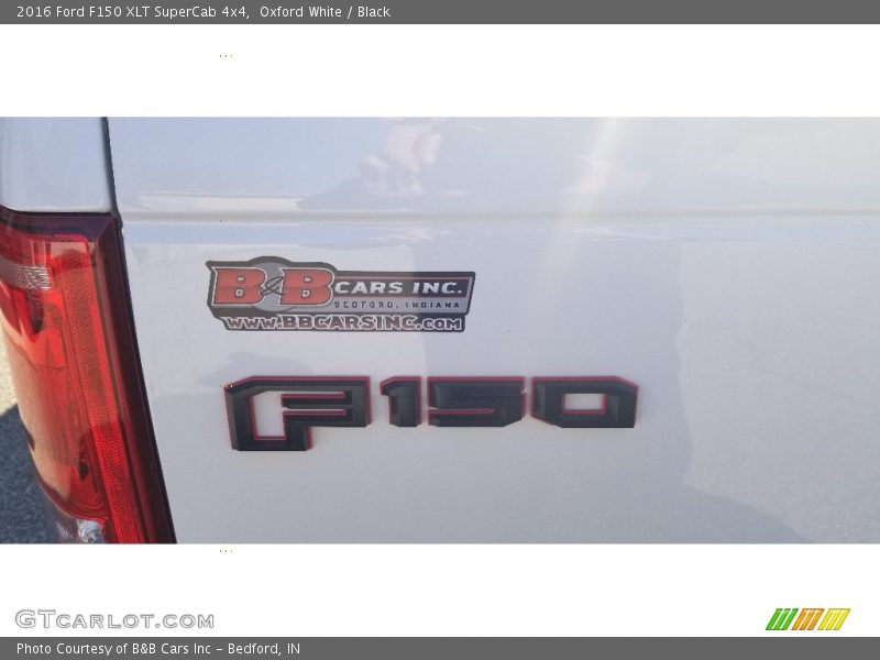 Oxford White / Black 2016 Ford F150 XLT SuperCab 4x4
