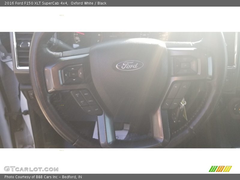 Oxford White / Black 2016 Ford F150 XLT SuperCab 4x4