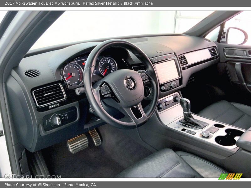  2017 Touareg V6 Wolfsburg Black Anthracite Interior