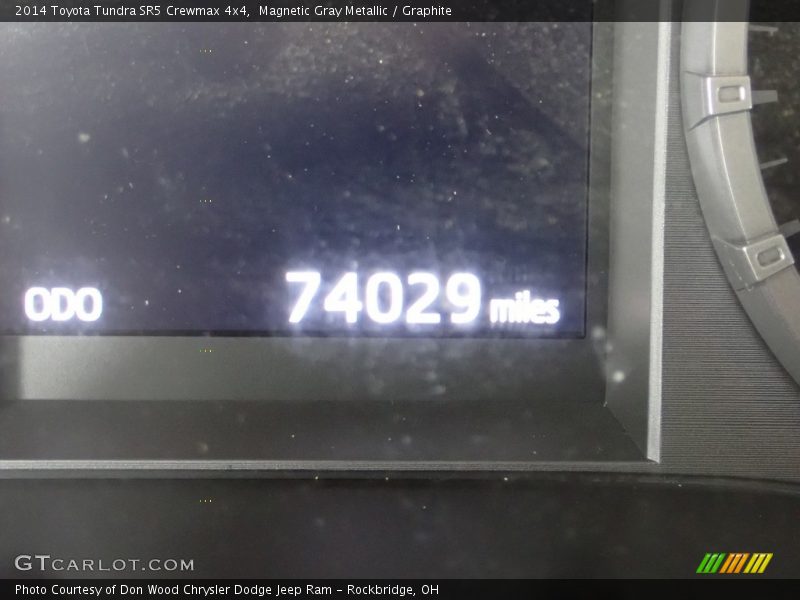 Magnetic Gray Metallic / Graphite 2014 Toyota Tundra SR5 Crewmax 4x4