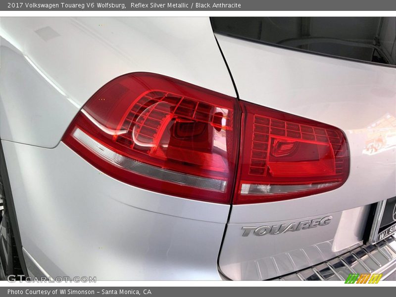 Reflex Silver Metallic / Black Anthracite 2017 Volkswagen Touareg V6 Wolfsburg