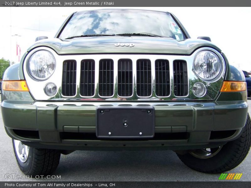 Jeep Green Metallic / Khaki 2007 Jeep Liberty Limited 4x4
