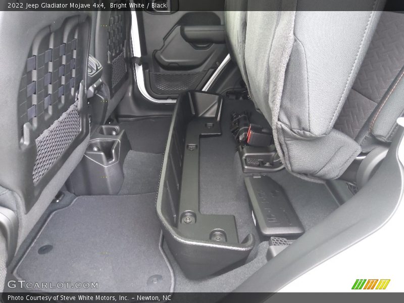 Bright White / Black 2022 Jeep Gladiator Mojave 4x4
