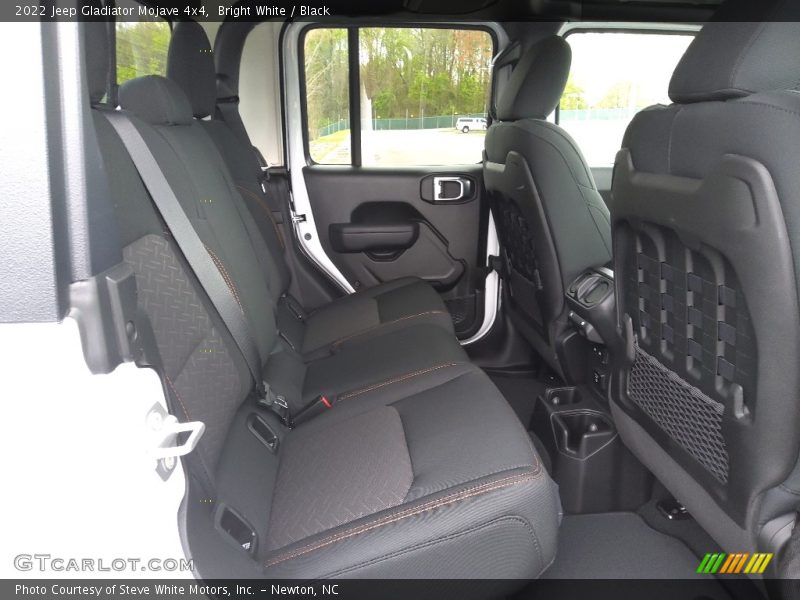 Bright White / Black 2022 Jeep Gladiator Mojave 4x4
