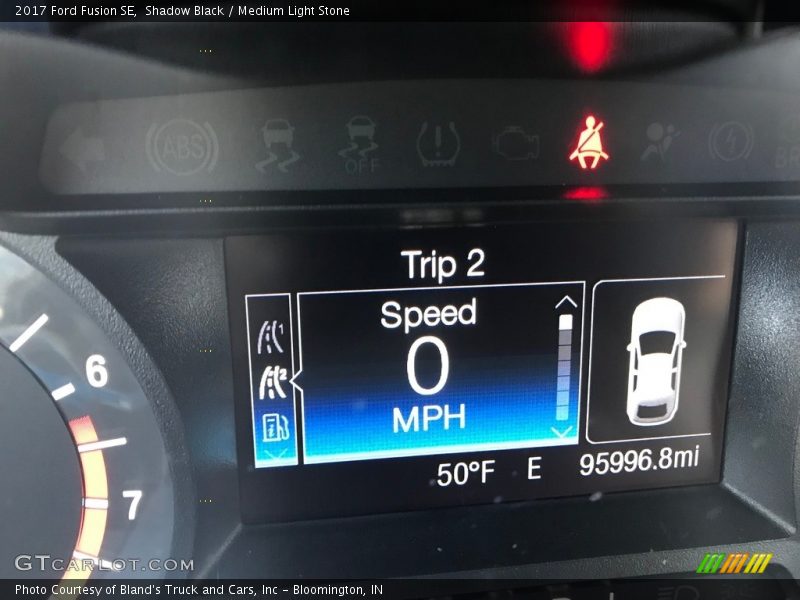 Shadow Black / Medium Light Stone 2017 Ford Fusion SE