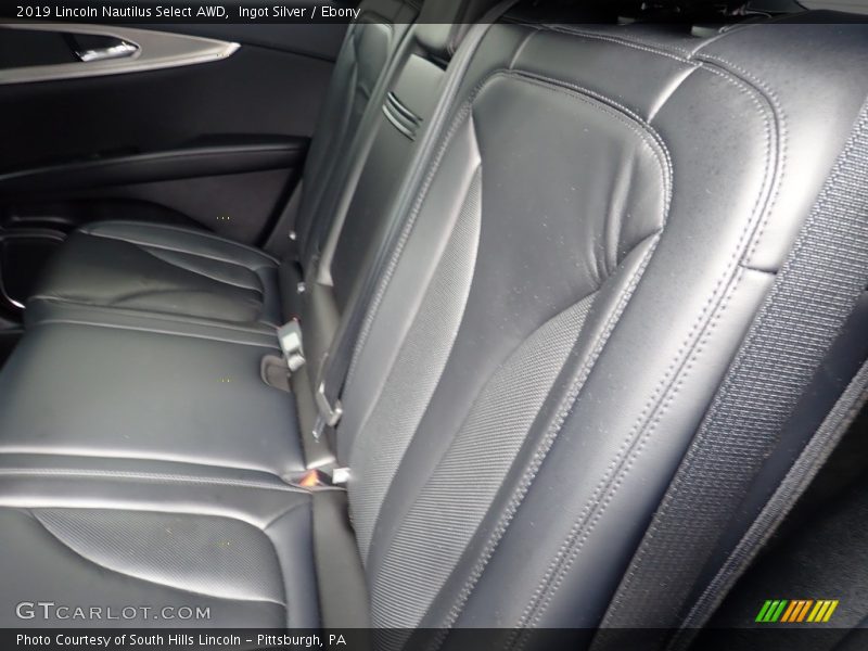 Ingot Silver / Ebony 2019 Lincoln Nautilus Select AWD