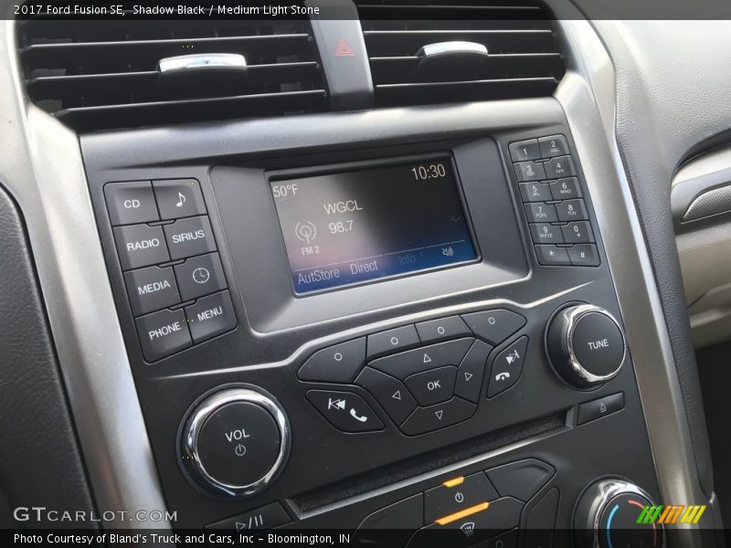 Shadow Black / Medium Light Stone 2017 Ford Fusion SE
