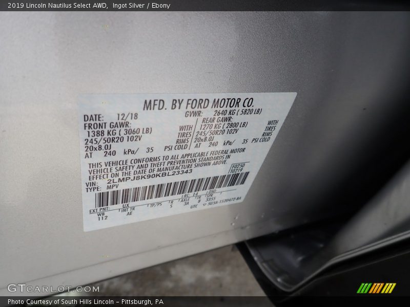 Ingot Silver / Ebony 2019 Lincoln Nautilus Select AWD