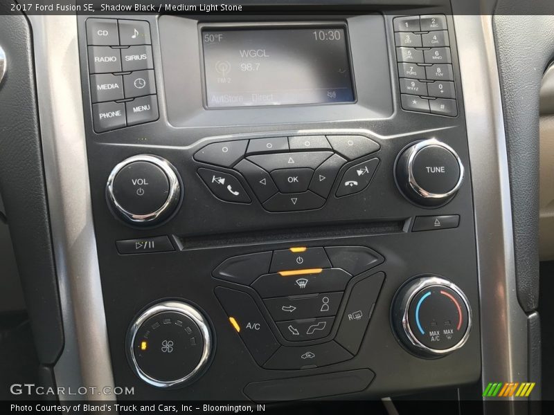 Shadow Black / Medium Light Stone 2017 Ford Fusion SE