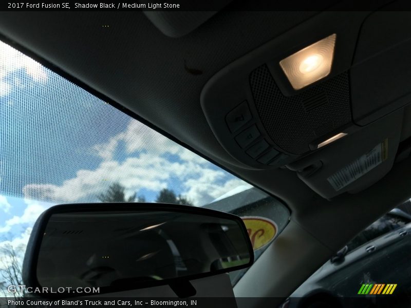 Shadow Black / Medium Light Stone 2017 Ford Fusion SE