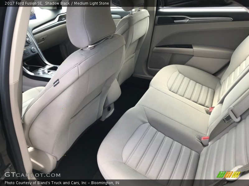 Shadow Black / Medium Light Stone 2017 Ford Fusion SE