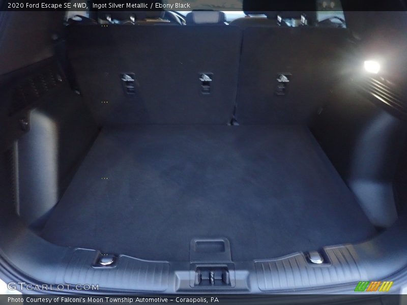 Ingot Silver Metallic / Ebony Black 2020 Ford Escape SE 4WD