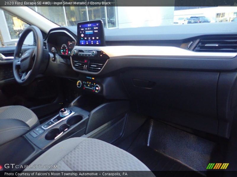 Ingot Silver Metallic / Ebony Black 2020 Ford Escape SE 4WD