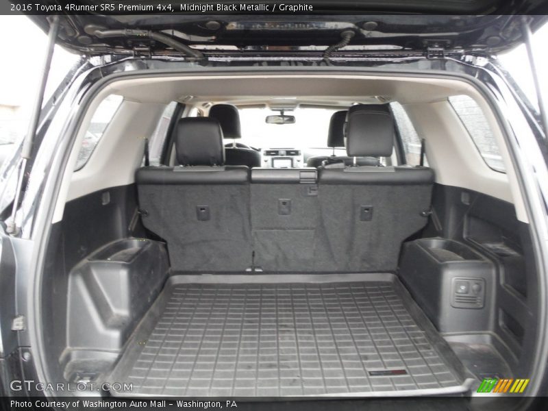 Midnight Black Metallic / Graphite 2016 Toyota 4Runner SR5 Premium 4x4